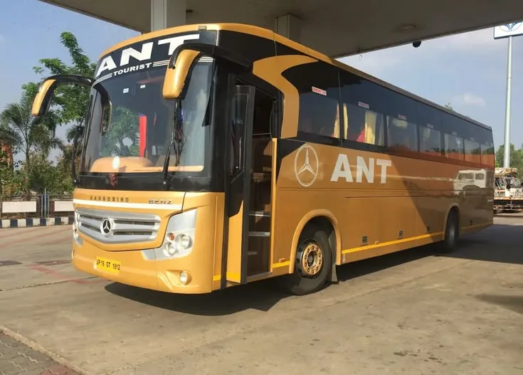 Tempo Traveller vs Bus — Which to Choose for Your Group Trip from Gurgaon?